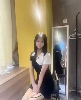 白嫩大长腿
