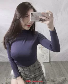 丰满小野猫兼职，高颜值气质女神